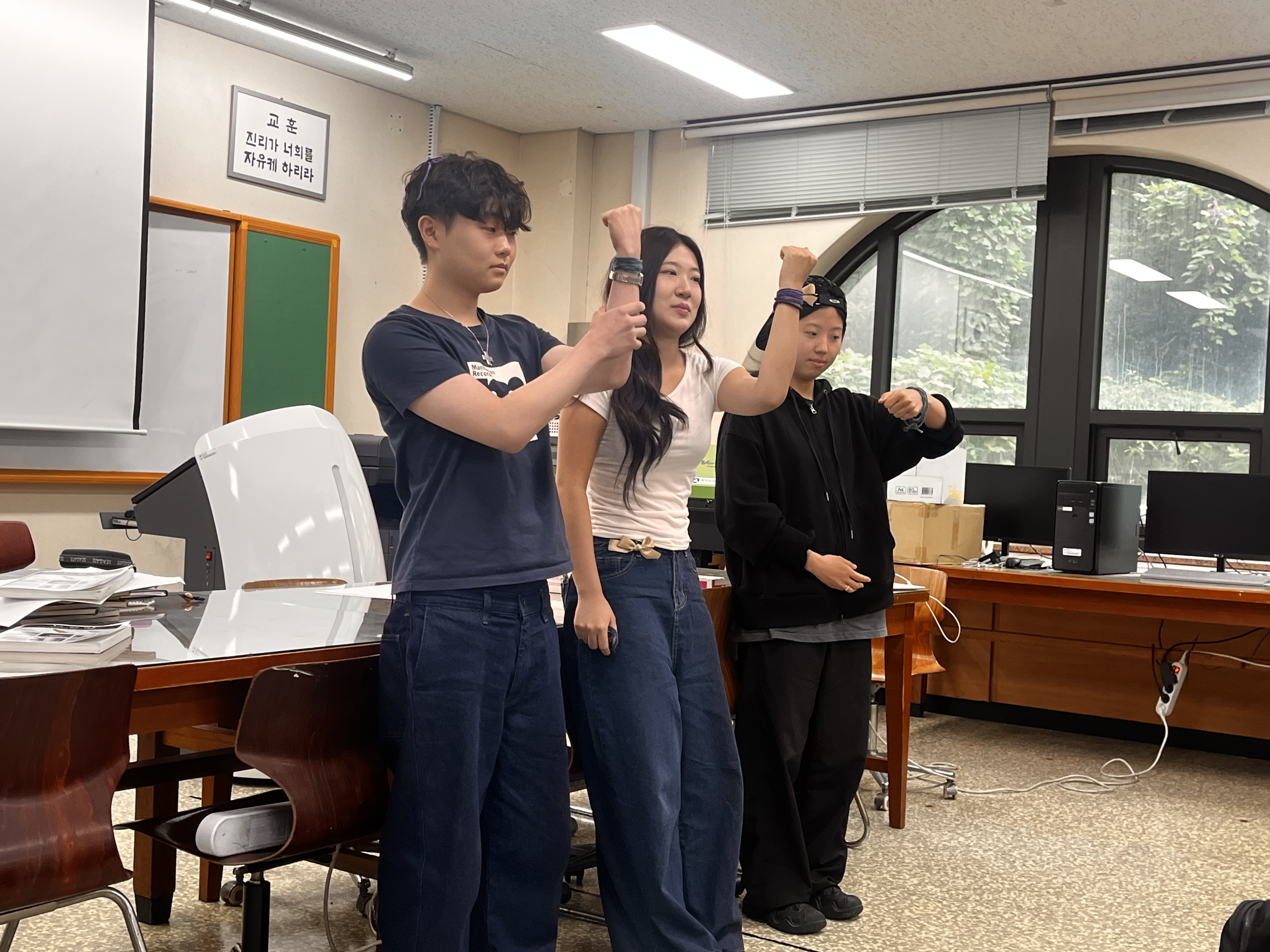 [시각디자인] 디자인씽킹 2주차 A,B반 합동수업 4번째 첨부파일 이미지