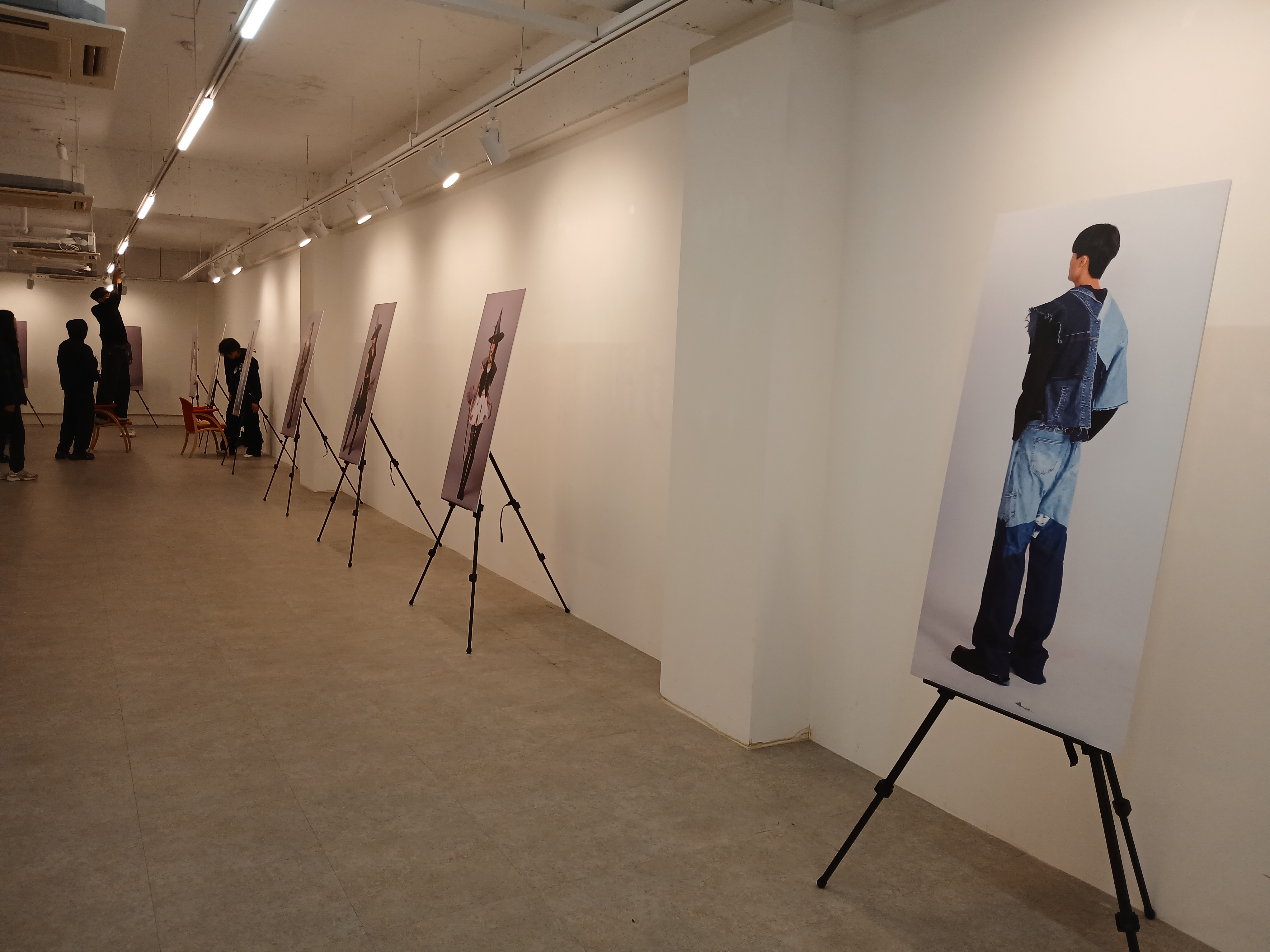 [패션스타일디자인]2025 패션아카이브-사진전 1번째 첨부파일 이미지