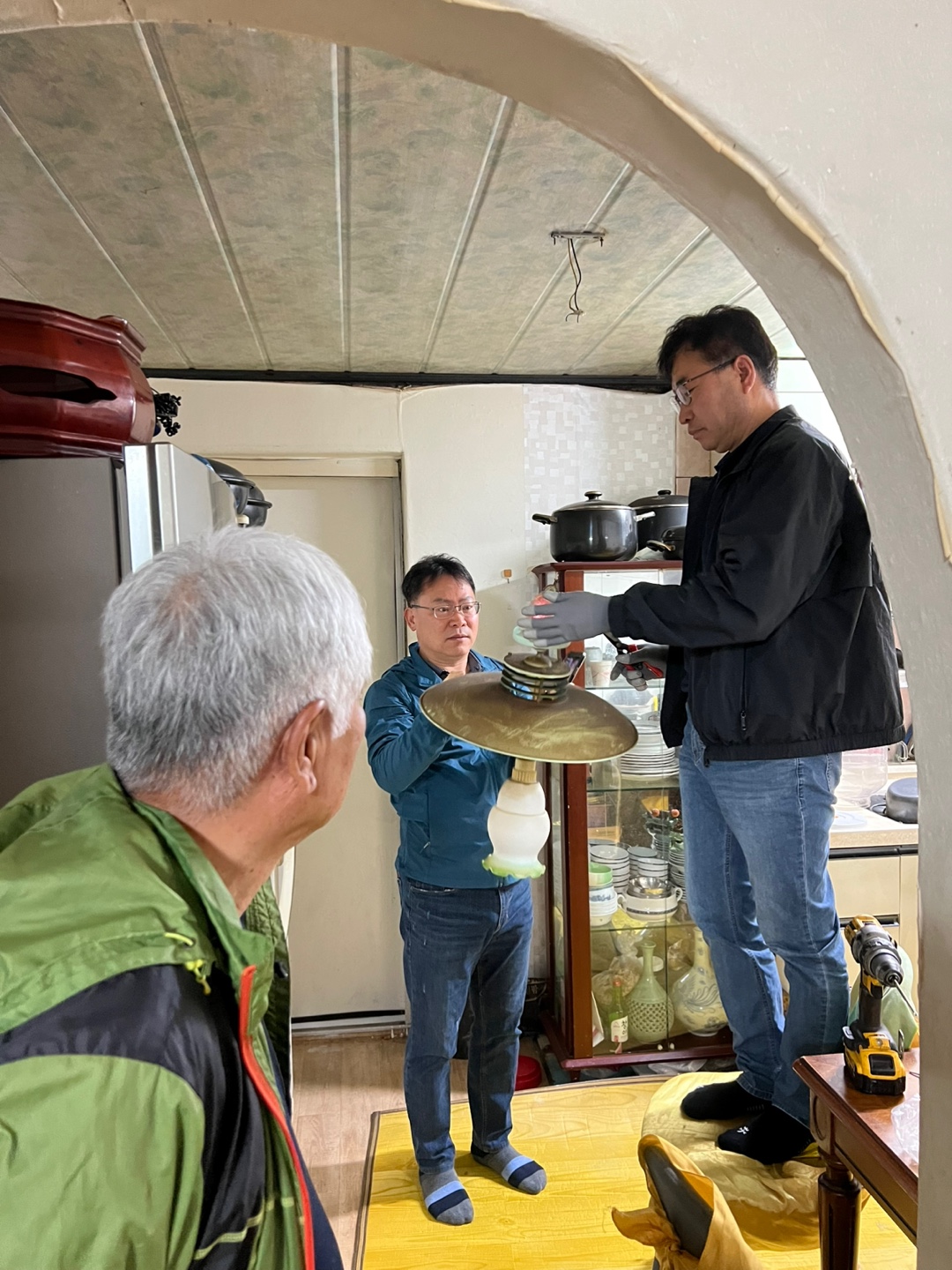 백석문화대학교 미래커리어개발학부 전기과, 문성동 에너지 취약계층 주거환경 개선 봉사활동 사진 14번째 첨부파일 이미지