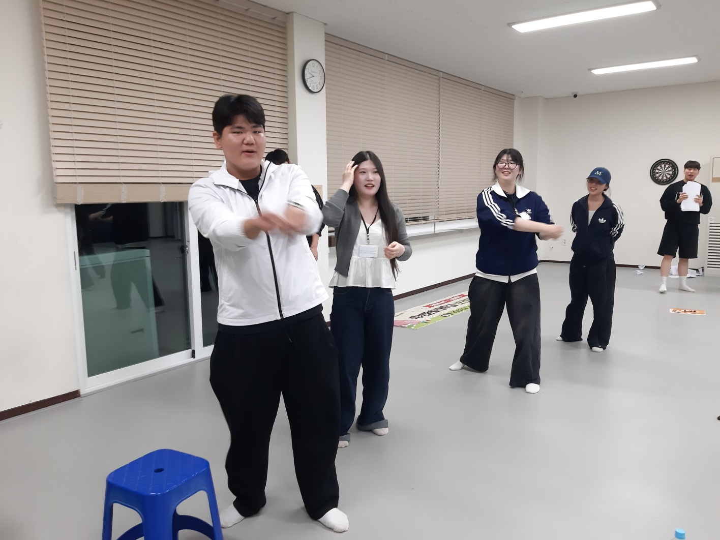 MT 사진모음(“단체사진인데 왜 내 흑역사만 선명한가…”) 61번째 첨부파일 이미지