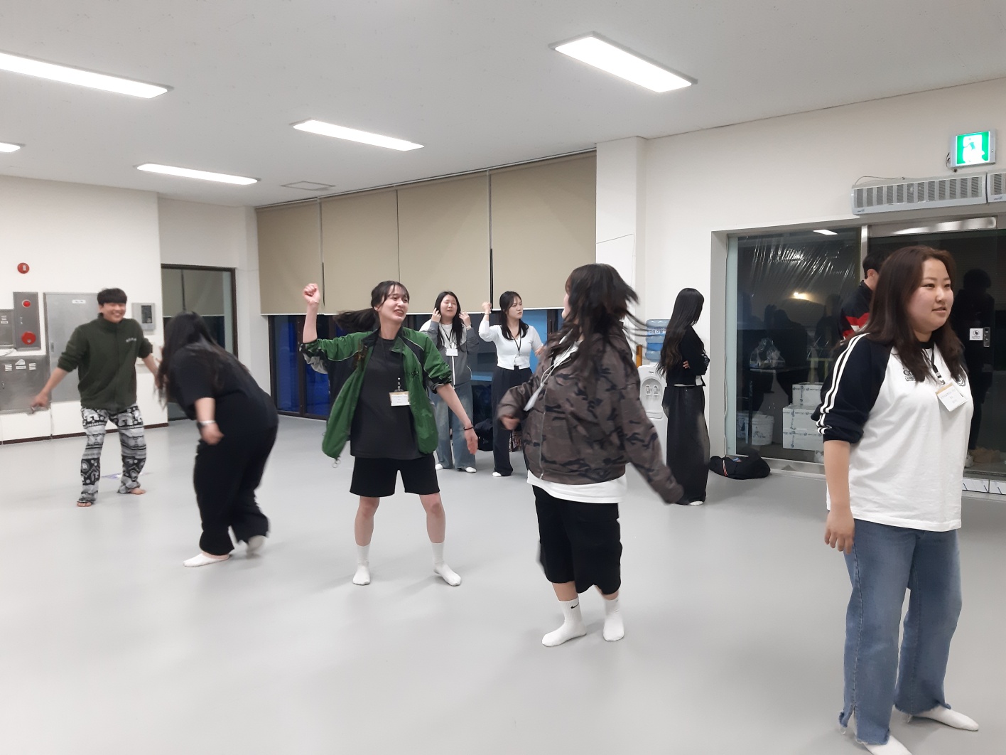 MT 사진모음(“단체사진인데 왜 내 흑역사만 선명한가…”) 63번째 첨부파일 이미지