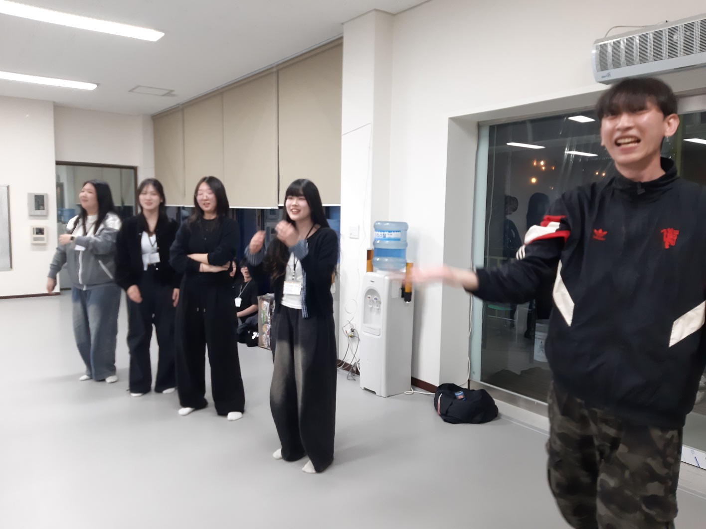 MT 사진모음(“단체사진인데 왜 내 흑역사만 선명한가…”) 73번째 첨부파일 이미지