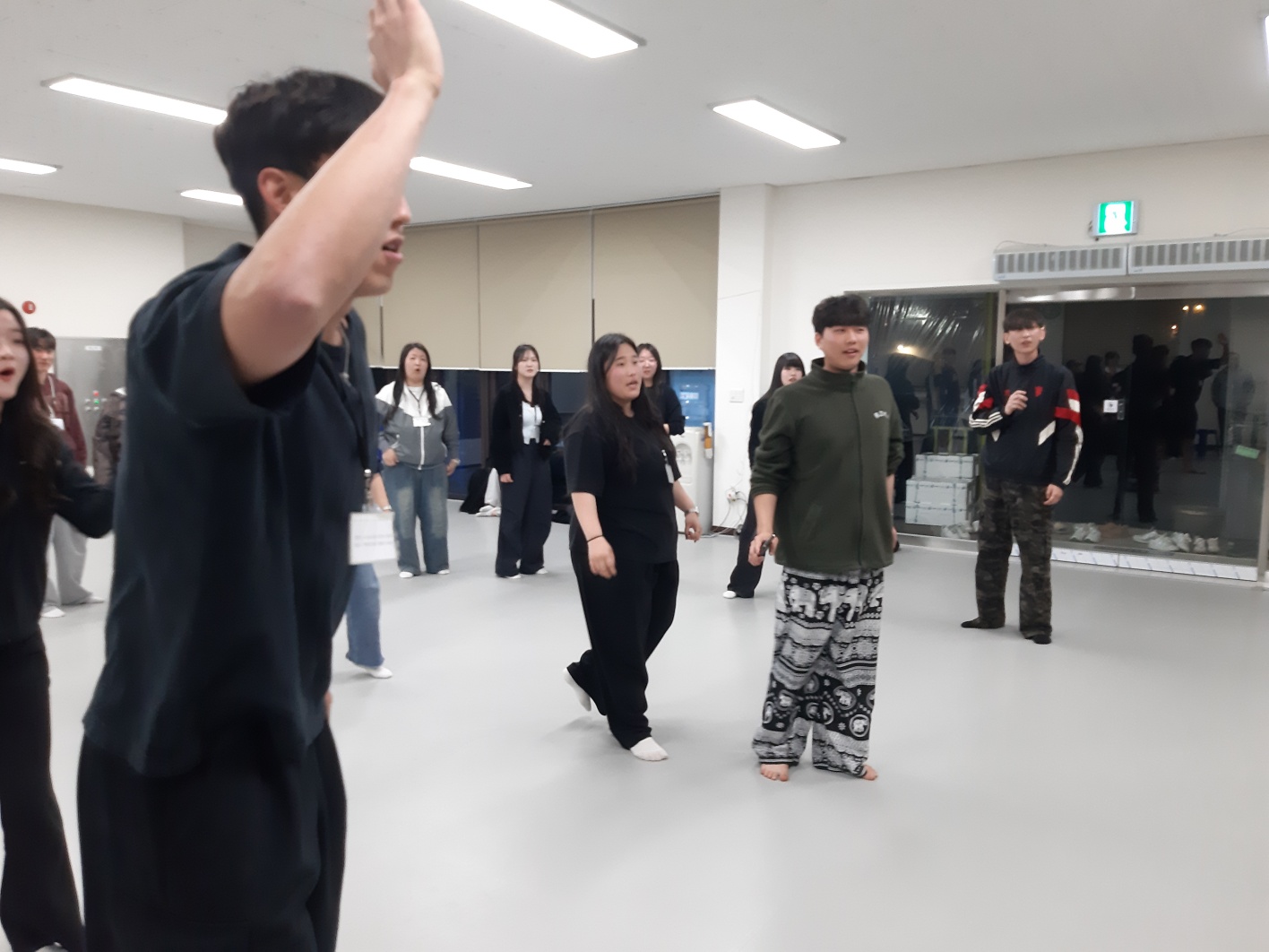 MT 사진모음(“단체사진인데 왜 내 흑역사만 선명한가…”) 77번째 첨부파일 이미지