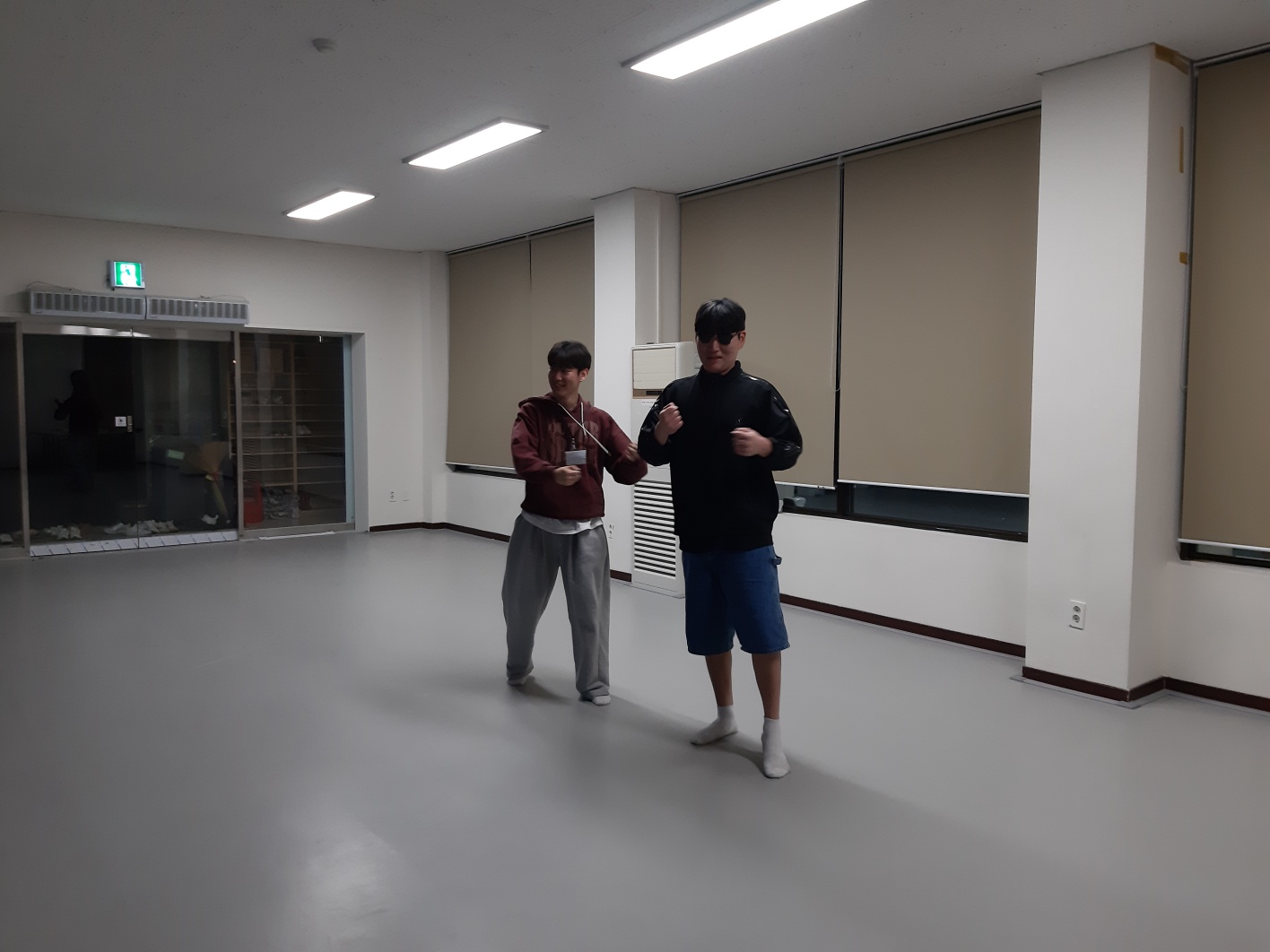 MT 사진모음(“단체사진인데 왜 내 흑역사만 선명한가…”) 87번째 첨부파일 이미지