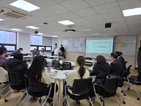 2025년 신입생 OT(“OT.zip – 웃음, 어색함, 우정 압축 완료”) 대표이미지