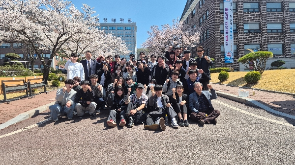 4월, 캠퍼스투어 대표이미지